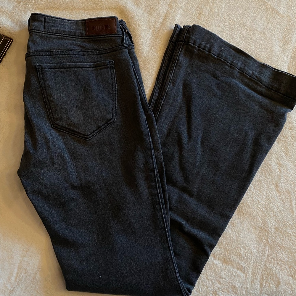 HOLLISTER WOMAN FLARE JEANS - Picture 2 of 6